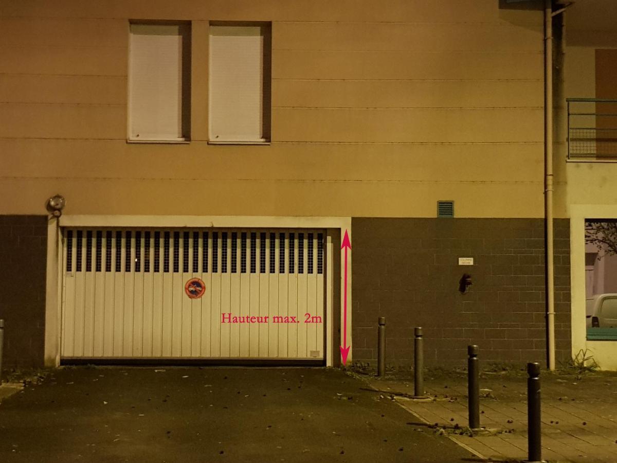 Le Pompidou T2 Pour 2 A 4 Pers Avec Parking Prive & Balcon Place Ney Ανζέρ Εξωτερικό φωτογραφία